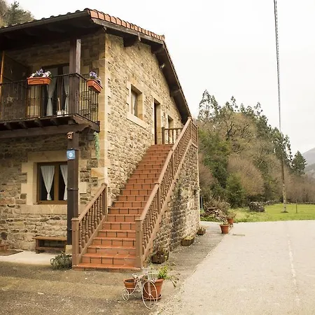 Apartment Rurales La Ventona De Luena Los Pandos